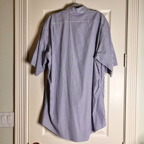 Byron and Poole Blue & White Striped Short Sleeve Cotton Shirt - Picture 2 of 4
